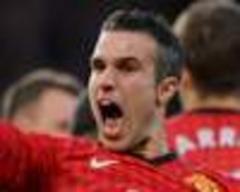 Manchester United will be fighting for trophies under Moyes, says Van Persie