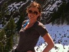 Taylor Powers: Naked hiker saved from Colorado mountain after taking mushrooms and fighting with her roommates