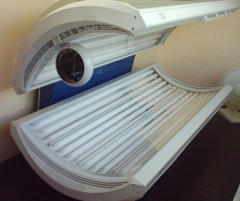 legislation to ban teen tanning in illinois heads to gov. quinn
