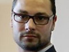 Pistorius brother clear of homicide charge